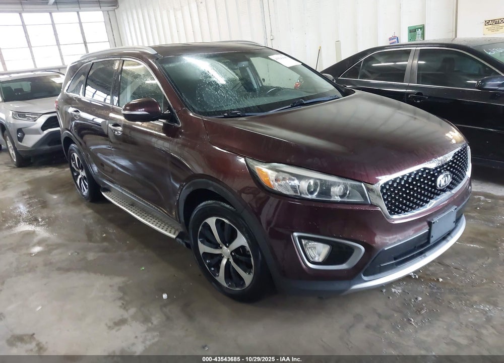 2016 KIA SORENTO 2.0T EX VIN: 5XYPH4A18GG021768