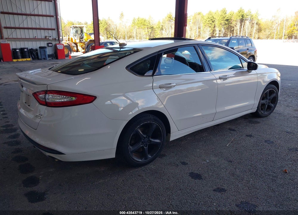 2014 FORD FUSION SE VIN: 1FA6P0HD6E5400710