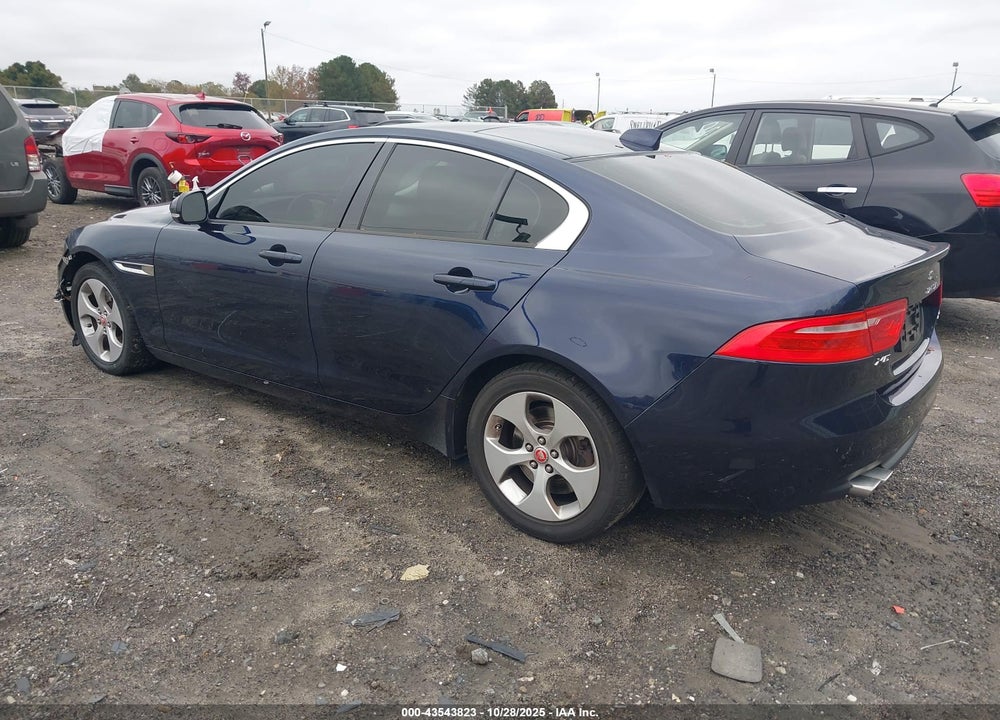 2017 JAGUAR XE 20D PREMIUM VIN: SAJAJ4BNXHCP12948