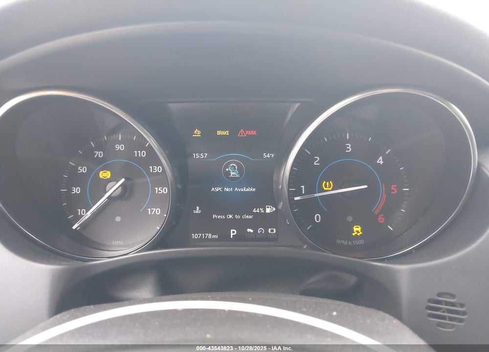 2017 JAGUAR XE 20D PREMIUM VIN: SAJAJ4BNXHCP12948