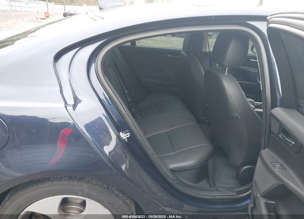 2017 JAGUAR XE 20D PREMIUM VIN: SAJAJ4BNXHCP12948