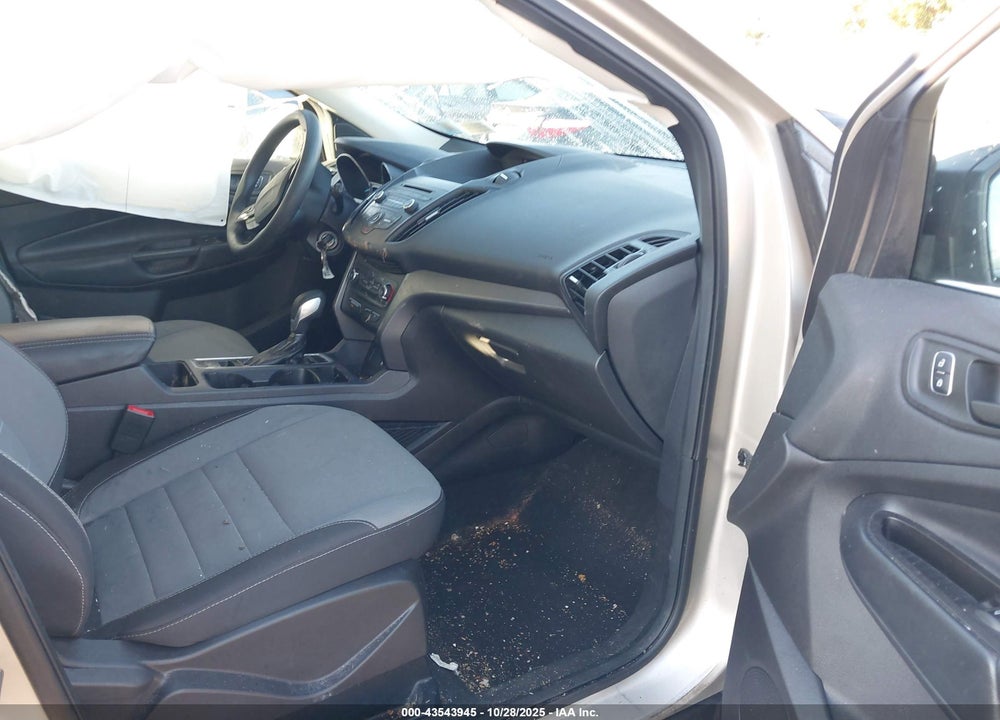 2018 FORD ESCAPE S VIN: 1FMCU0F71JUD16695