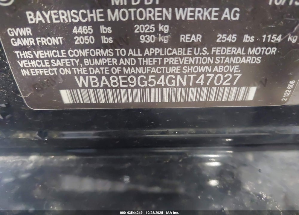 2016 BMW 3 SERIES VIN: WBA8E9G54GNT47027