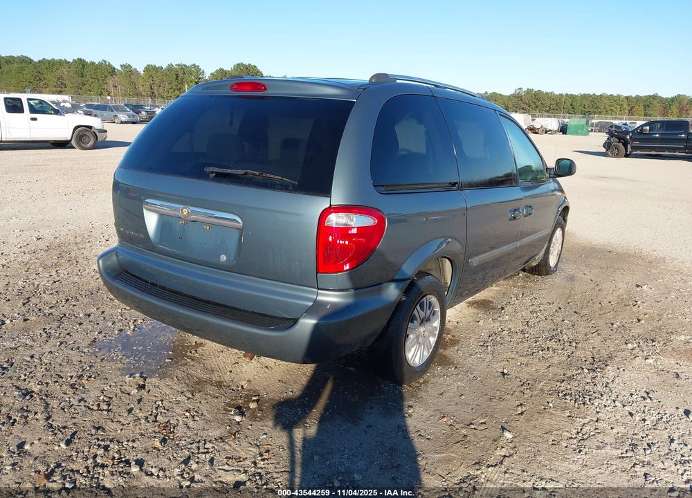 2005 CHRYSLER TOWN & COUNTRY VIN: 1C4GP45R45B417772