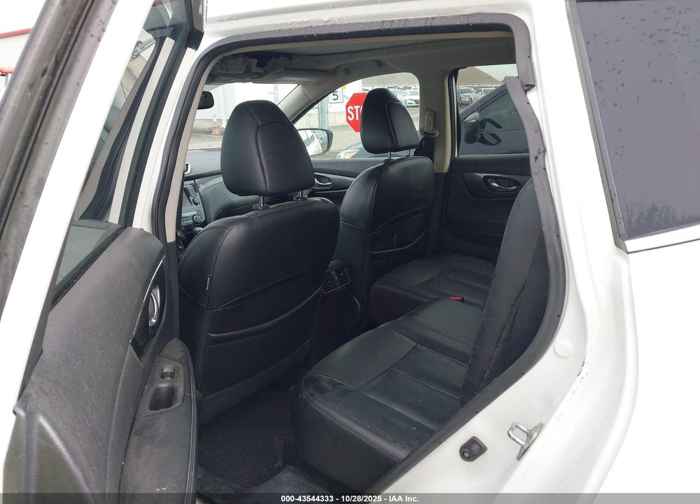 2016 NISSAN ROGUE SL VIN: 5N1AT2MV5GC879304