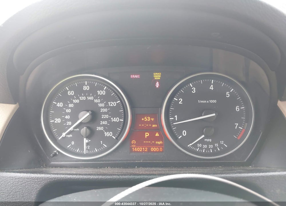 2013 BMW X1 VIN: WBAVL1C5XDVR83883
