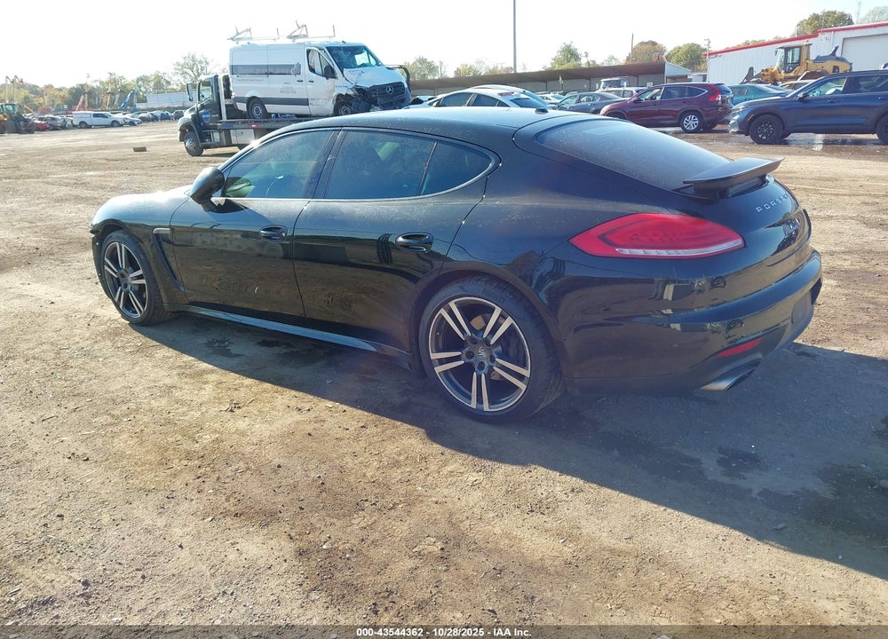 2014 PORSCHE PANAMERA 4 VIN: WP0AA2A75EL006570