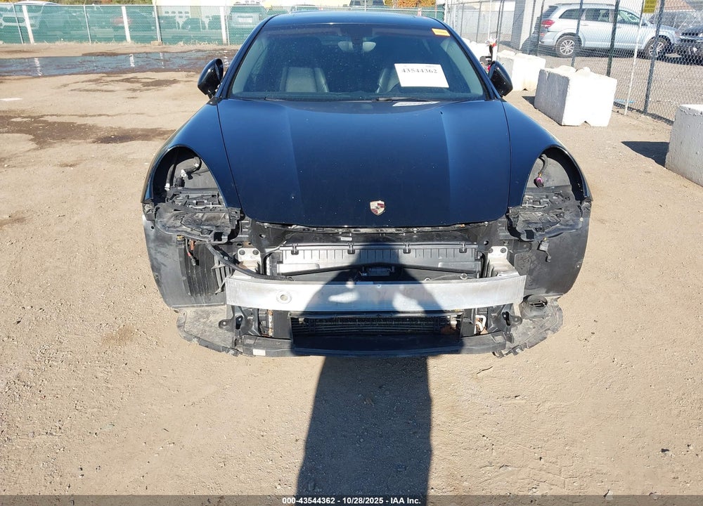 2014 PORSCHE PANAMERA 4 VIN: WP0AA2A75EL006570