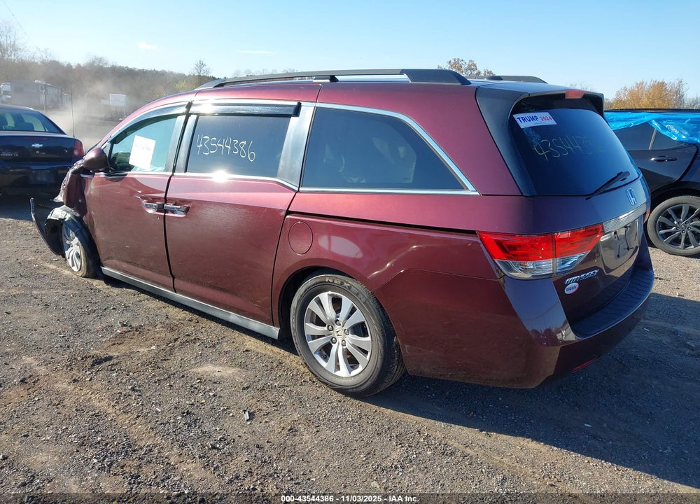 2015 HONDA ODYSSEY EX-L VIN: 5FNRL5H62FB100924