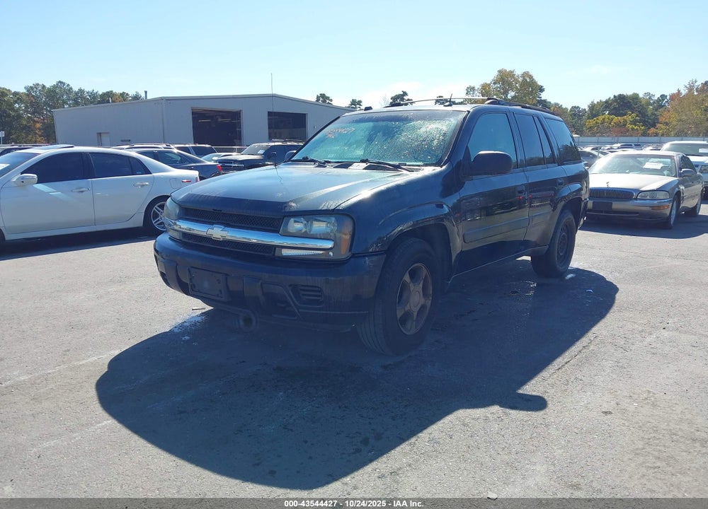 2005 CHEVROLET TRAILBLAZER VIN: 1GNDT13S652385045