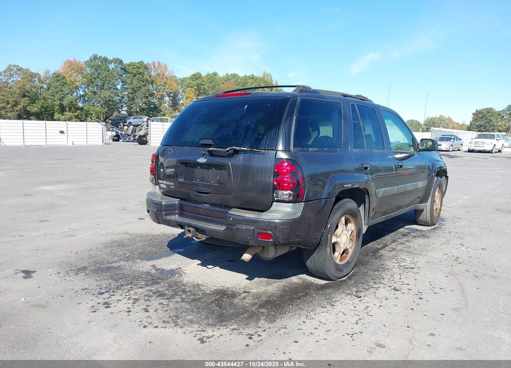 2005 CHEVROLET TRAILBLAZER VIN: 1GNDT13S652385045
