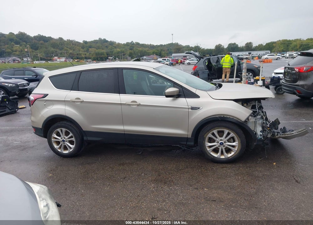 2017 FORD ESCAPE VIN: 1FMCU0GD6HUD91701