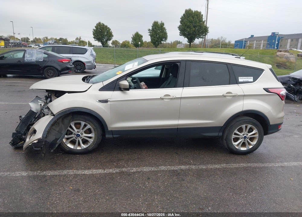 2017 FORD ESCAPE VIN: 1FMCU0GD6HUD91701