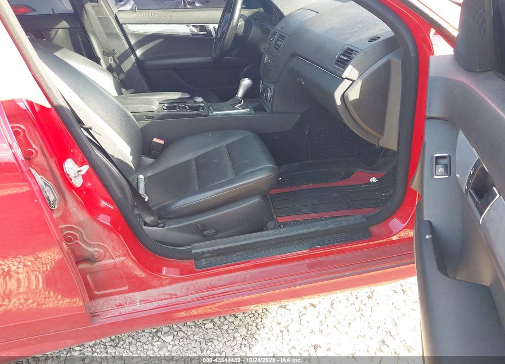 2009 MERCEDES-BENZ C CLASS VIN: WDDGF81X09F248403