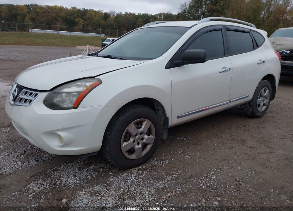 2015 NISSAN ROGUE SELECT S VIN: JN8AS5MV4FW257836