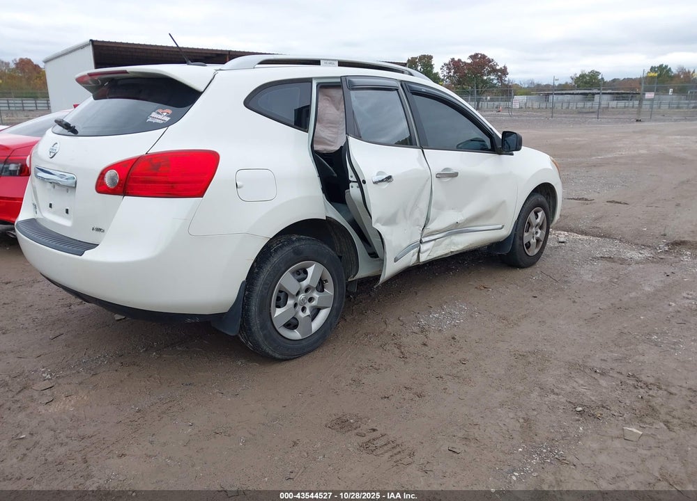 2015 NISSAN ROGUE SELECT S VIN: JN8AS5MV4FW257836