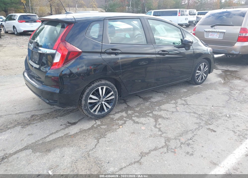2018 HONDA FIT VIN: 3HGGK5H88JM718671