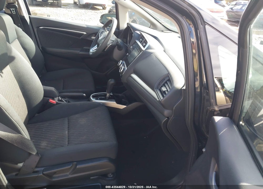2018 HONDA FIT VIN: 3HGGK5H88JM718671