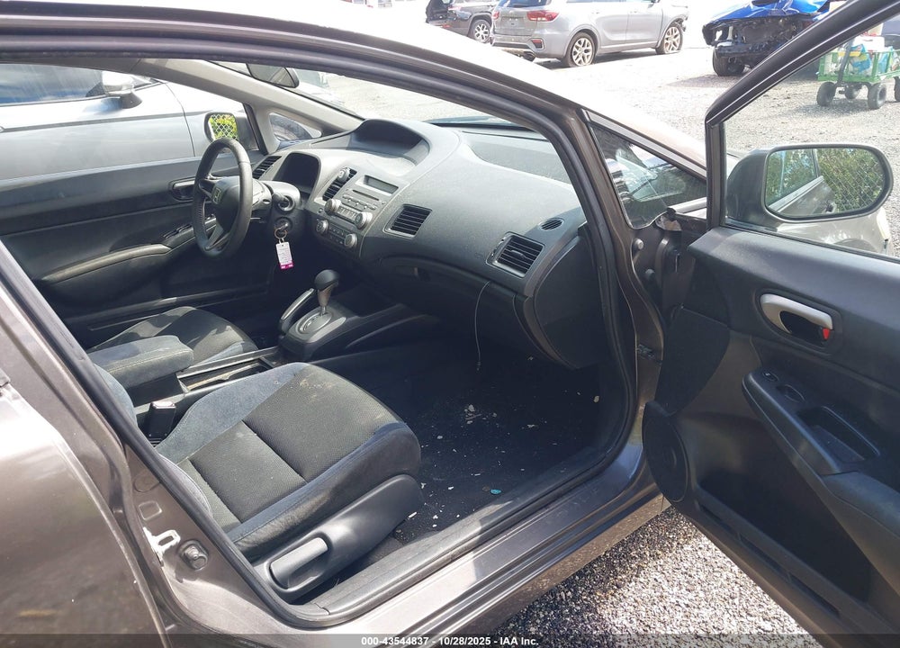 2011 HONDA CIVIC VIN: 19XFA1F66BE009885