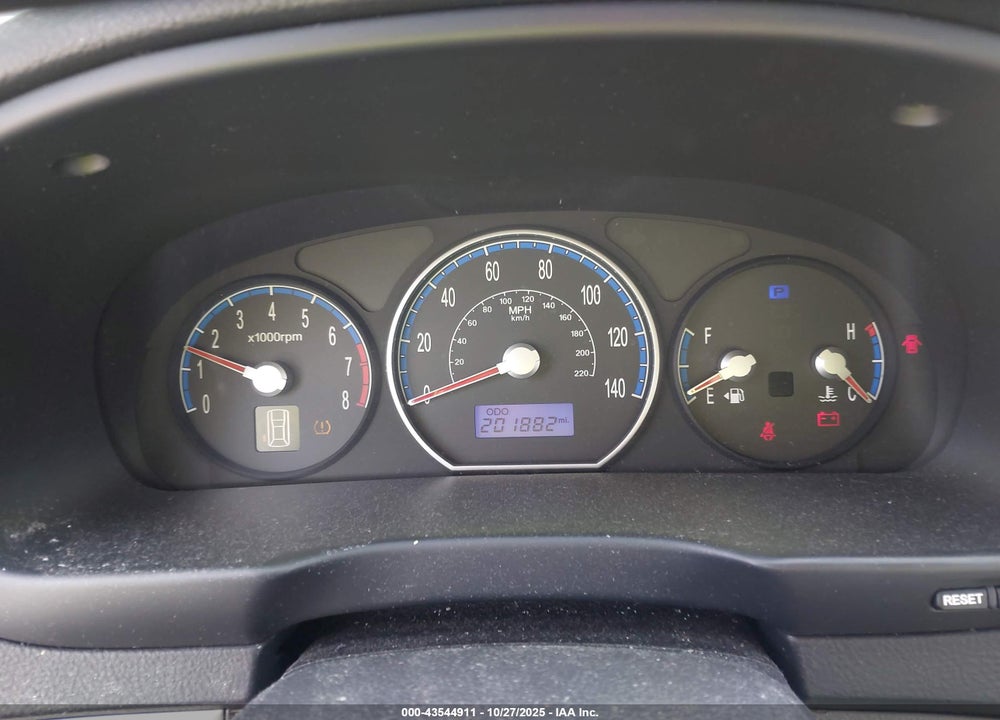 2008 HYUNDAI SANTA FE GLS VIN: 5NMSG13D58H196067