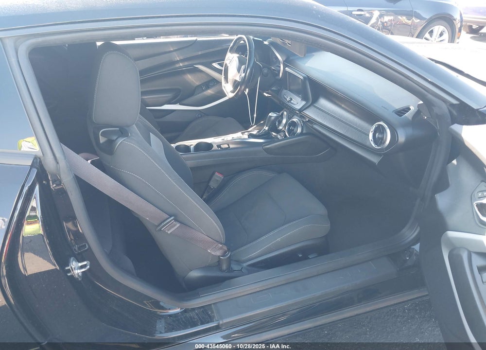 2017 CHEVROLET CAMARO 1LT VIN: 1G1FB1RX0H0203615