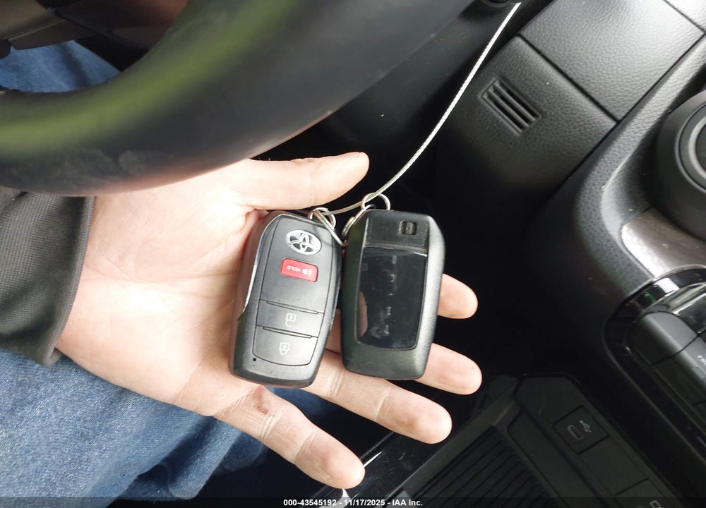 2023 TOYOTA PRIUS XLE VIN: JTDACAAU5P3009188