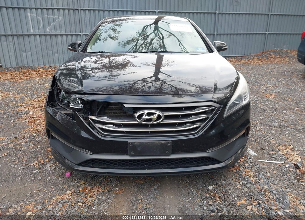 2015 HYUNDAI SONATA SPORT VIN: 5NPE34AF8FH051801