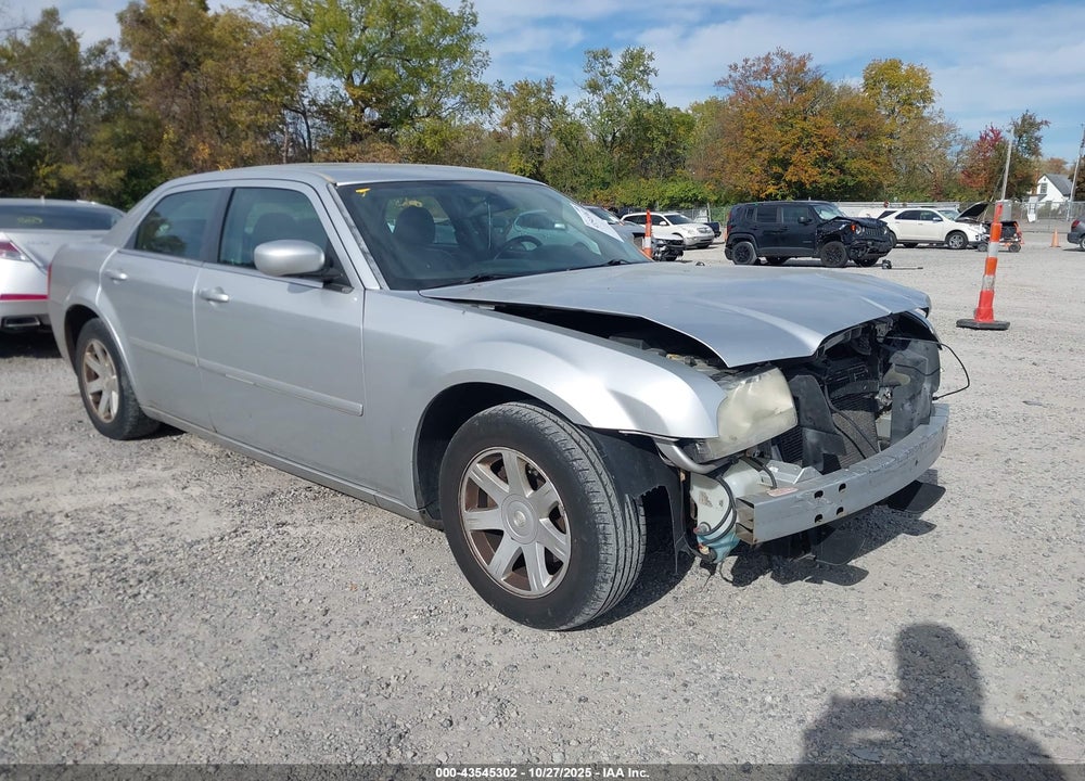 2005 CHRYSLER 300 TOURING VIN: 2C3JA53G95H107532