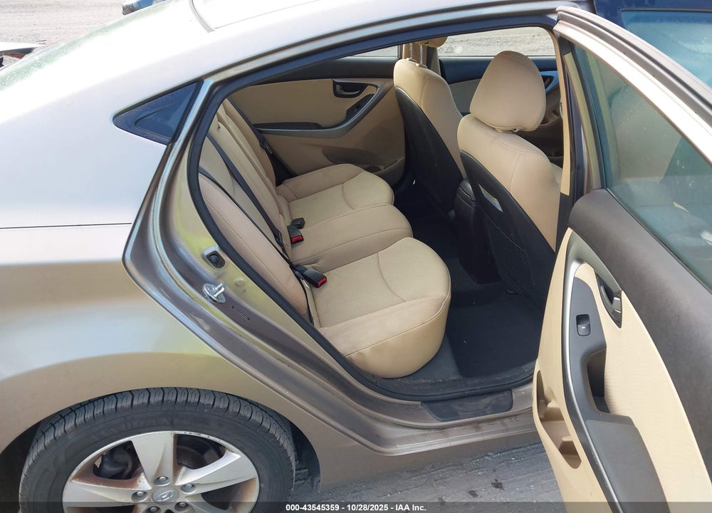 2013 HYUNDAI ELANTRA GLS VIN: 5NPDH4AE8DH293201