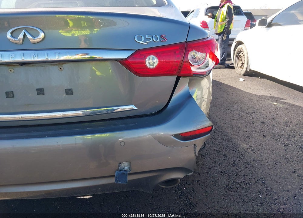 2015 INFINITI Q50 VIN: JN1BV7AR2FM400002