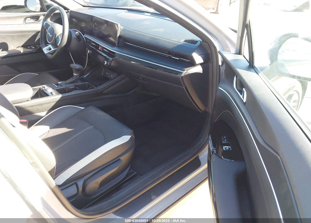 2025 KIA K5 GT LINE VIN: KNAG64J79S5281539