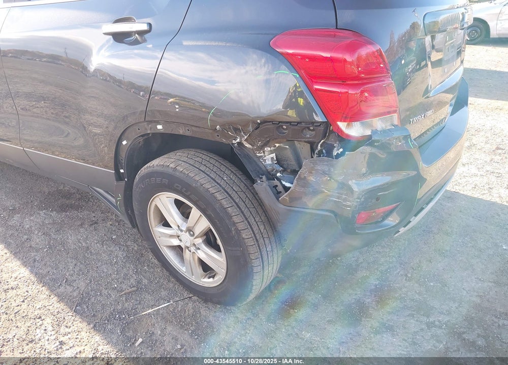 2018 CHEVROLET TRAX LT VIN: 3GNCJPSB3JL325383