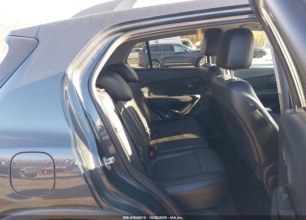 2018 CHEVROLET TRAX LT VIN: 3GNCJPSB3JL325383