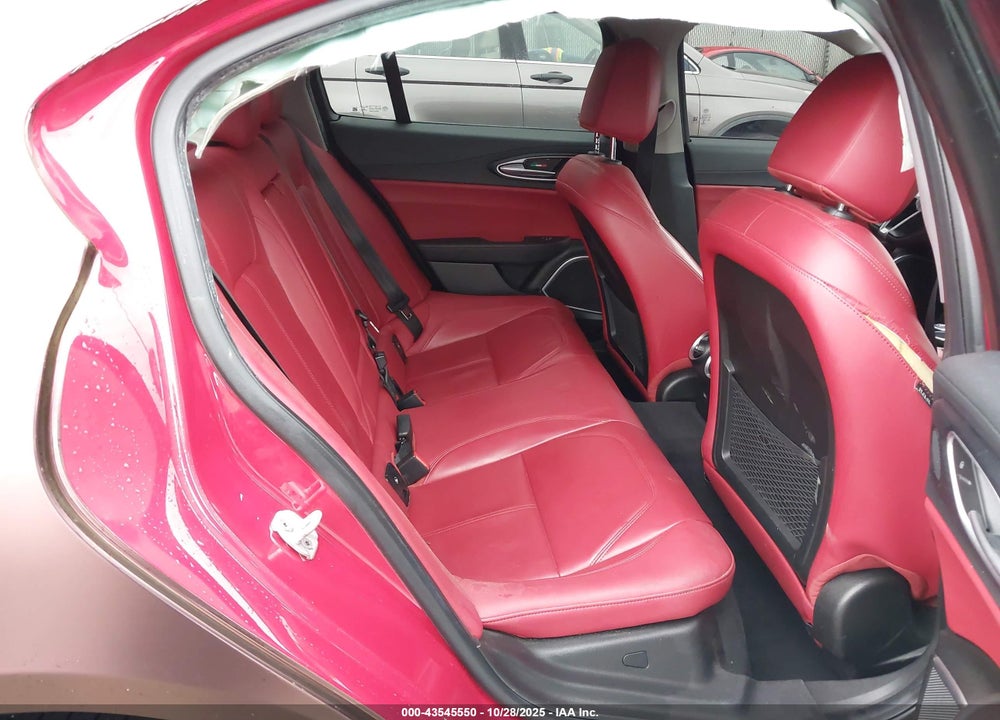 2019 ALFA ROMEO GIULIA AWD VIN: ZARFANAN4K7614029