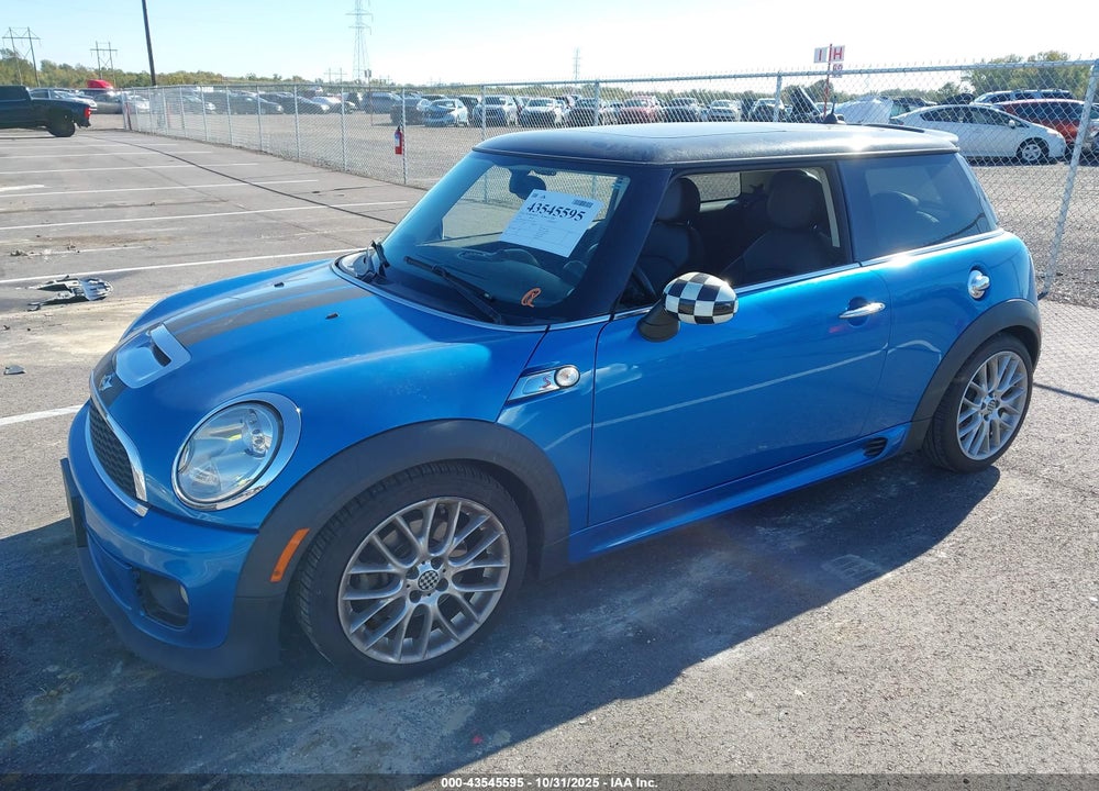 2012 MINI COOPER S VIN: WMWSV3C53CTY17286