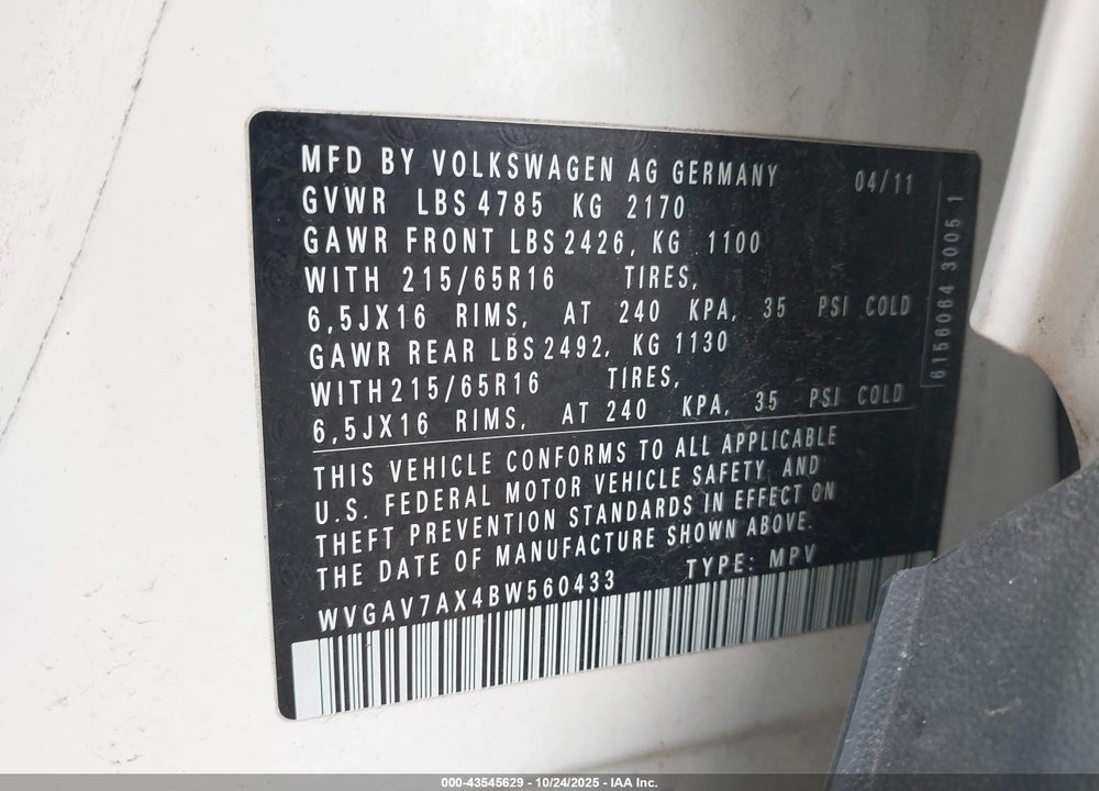 2011 VOLKSWAGEN TIGUAN S VIN: WVGAV7AX4BW560433
