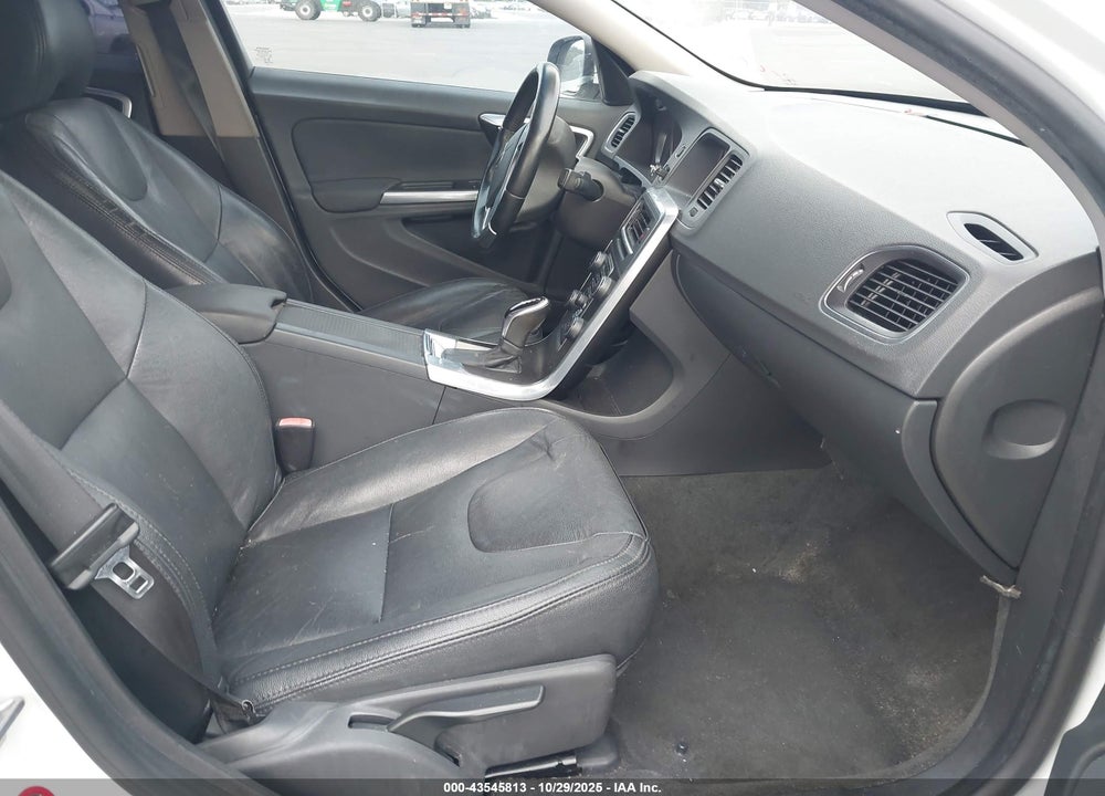 2014 VOLVO S60 T5 VIN: YV1612FS0E2296834
