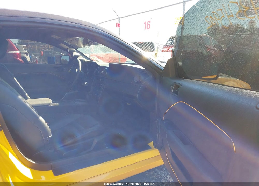 2006 FORD MUSTANG GT VIN: 1ZVFT82H065213851