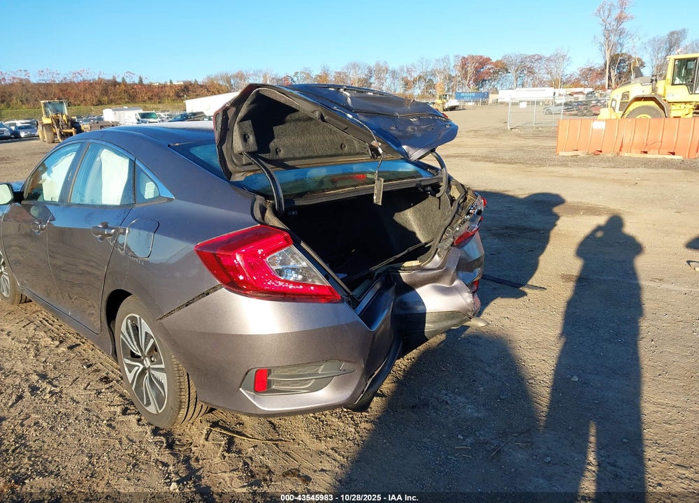2018 HONDA CIVIC EX-L VIN: 2HGFC1F73JH643307