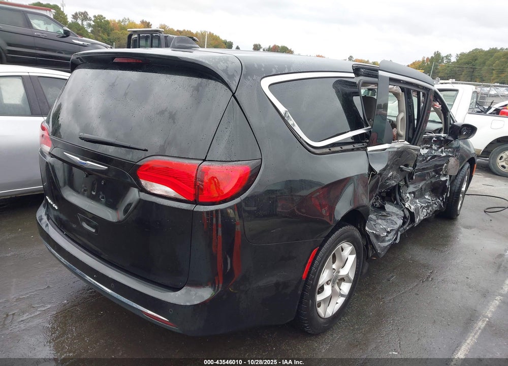 2018 CHRYSLER PACIFICA TOURING PLUS VIN: 2C4RC1FGXJR317171