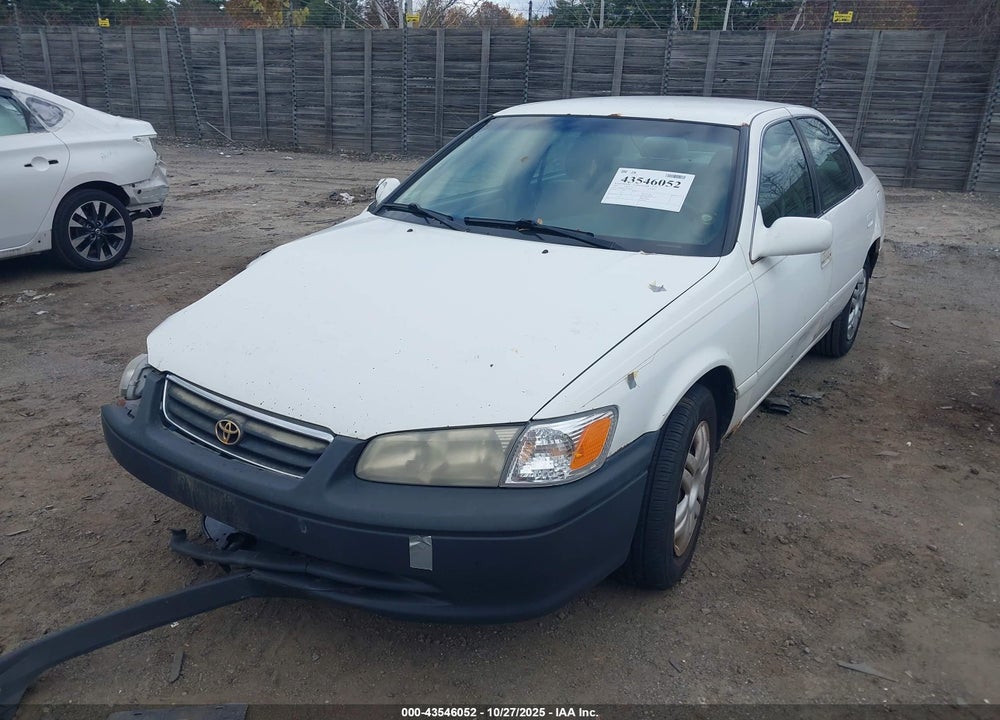 2001 TOYOTA CAMRY LE VIN: 4T1BG22K91U781797