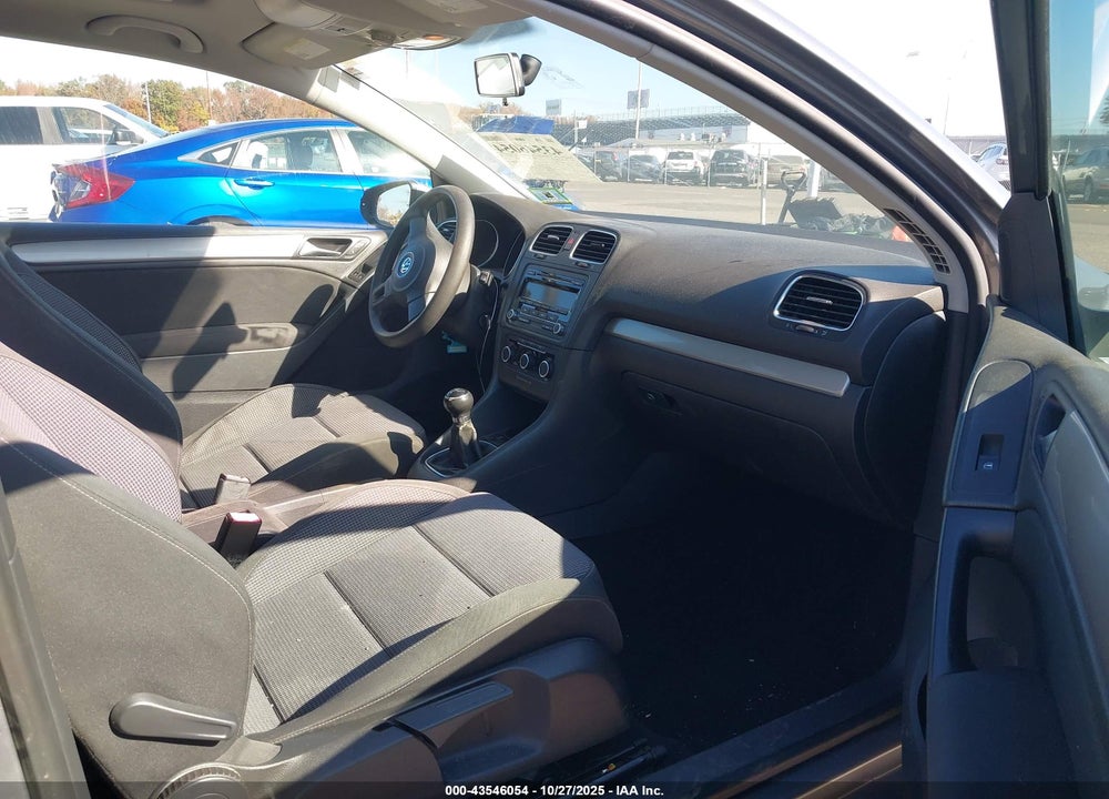 2011 VOLKSWAGEN GOLF 2.5L 2-DOOR VIN: WVWAB7AJ6BW186917