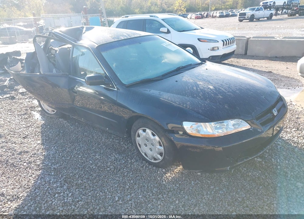 1998 HONDA ACCORD LX VIN: 1HGCG5644WA120338