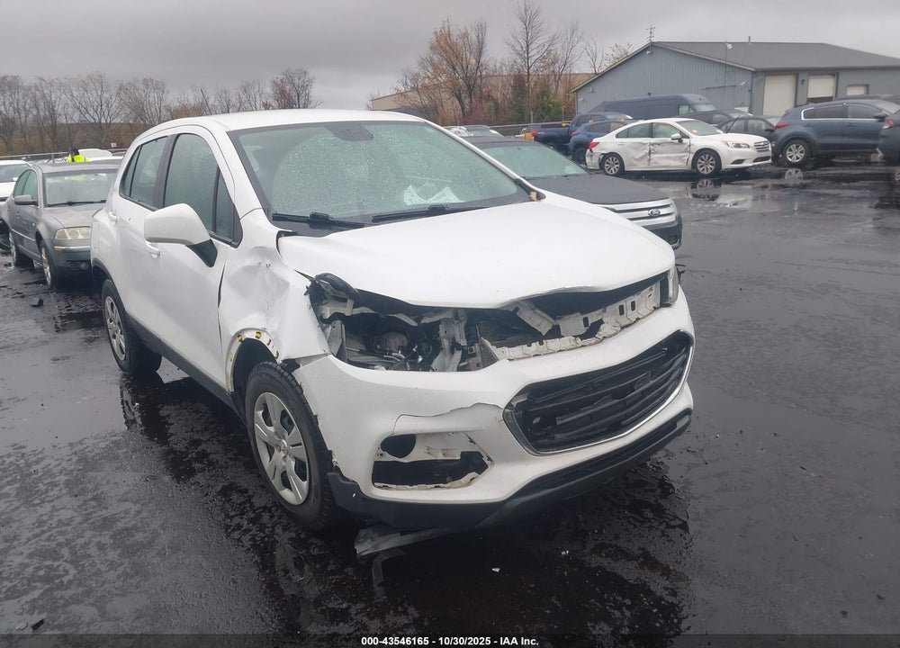 2018 CHEVROLET TRAX LS VIN: KL7CJKSBXJB724415