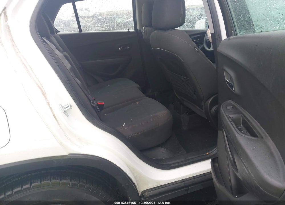 2018 CHEVROLET TRAX LS VIN: KL7CJKSBXJB724415