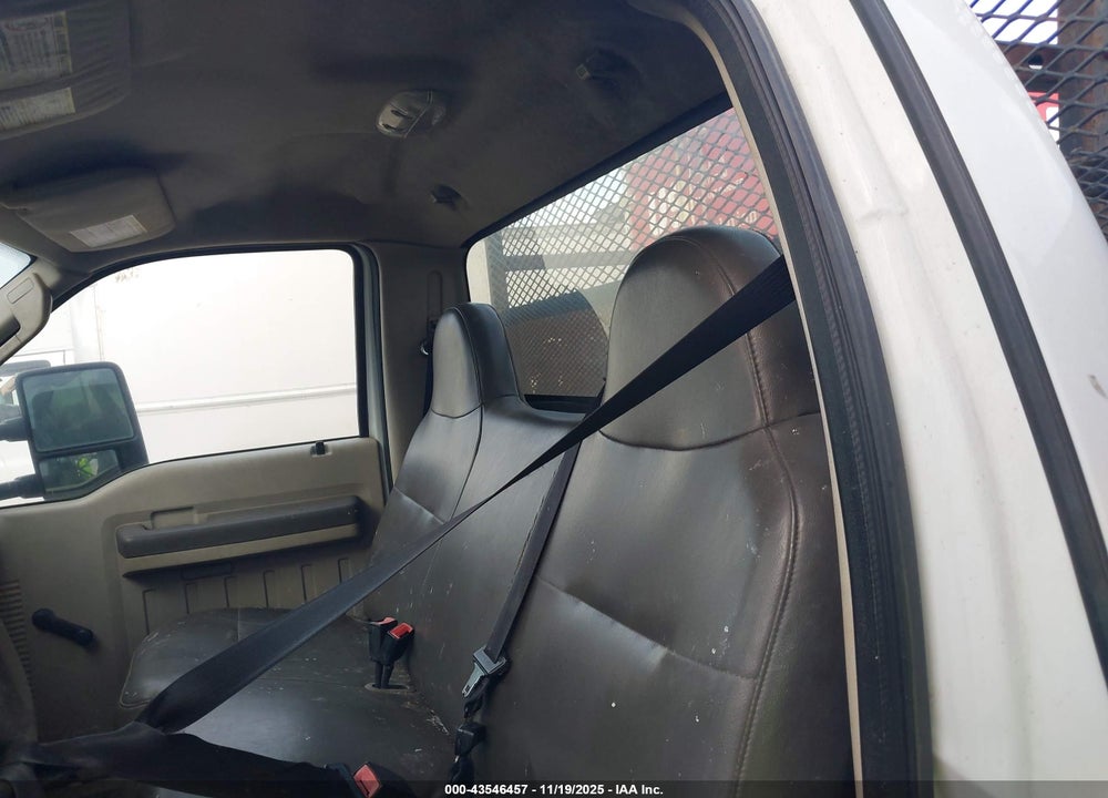 2010 FORD F-550 CHASSIS XL/XLT VIN: 1FDAF5HY8AEB05766