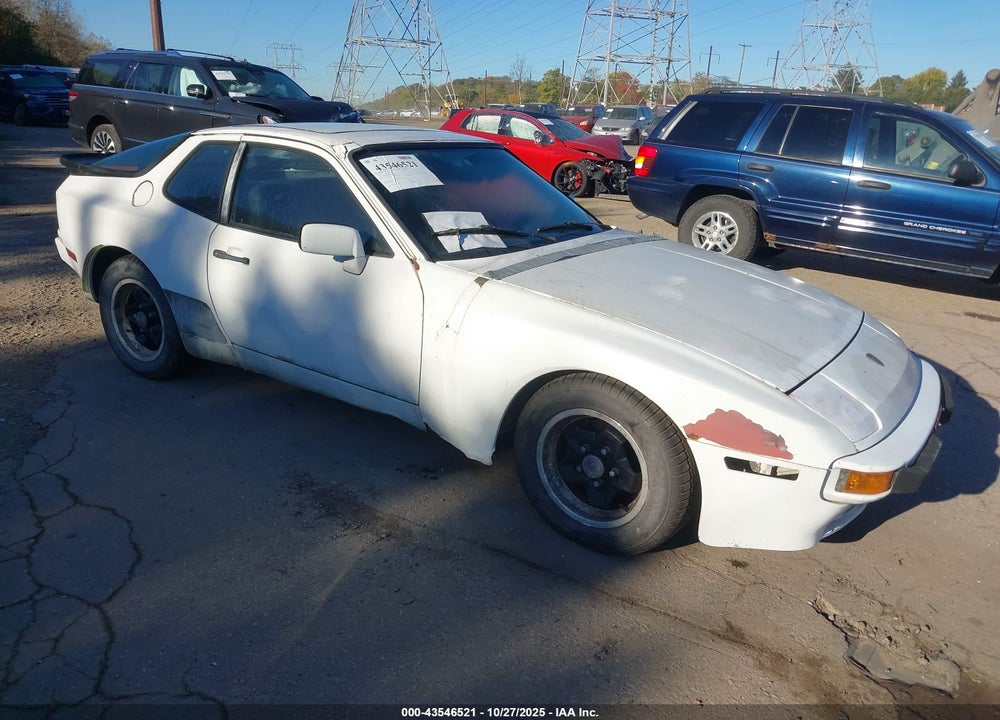 1983 PORSCHE 944 VIN: WP0AA0944DN462285