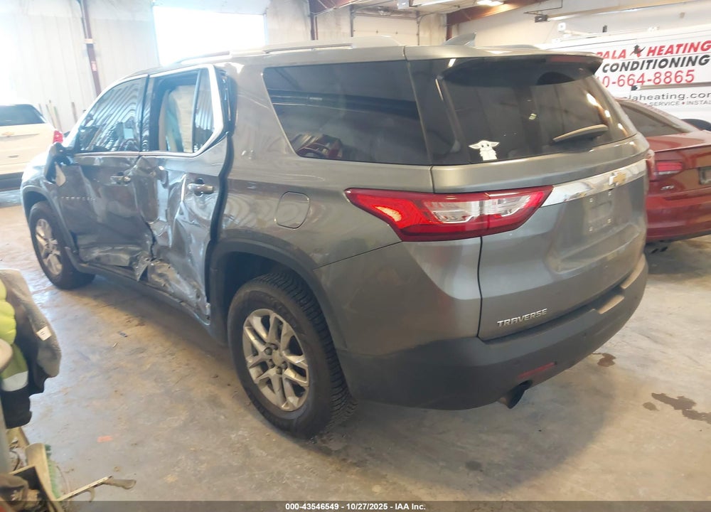2018 CHEVROLET TRAVERSE 1LT VIN: 1GNERGKW7JJ177167