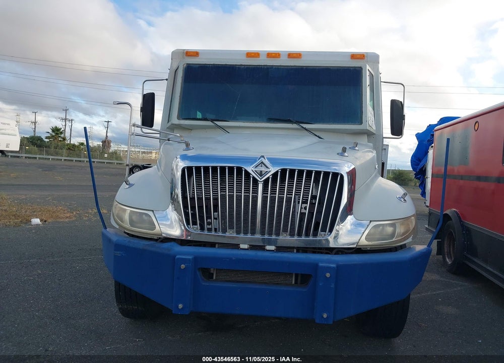 2008 INTERNATIONAL 4000 4300 VIN: 1HTMMAALX8H540380