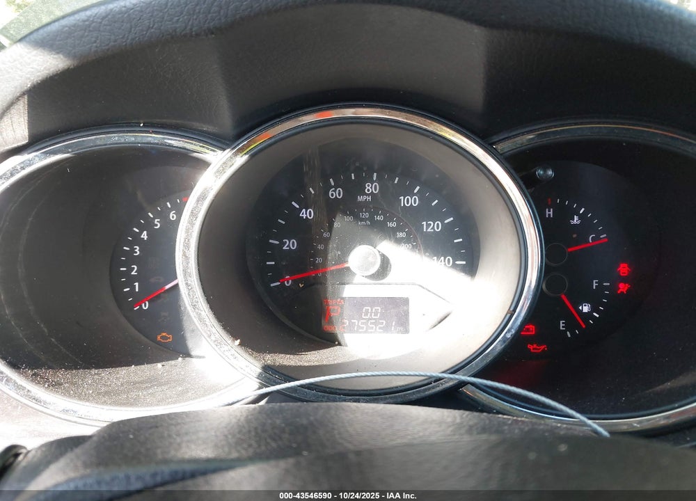 2013 KIA SORENTO LX V6 VIN: 5XYKTDA21DG338594